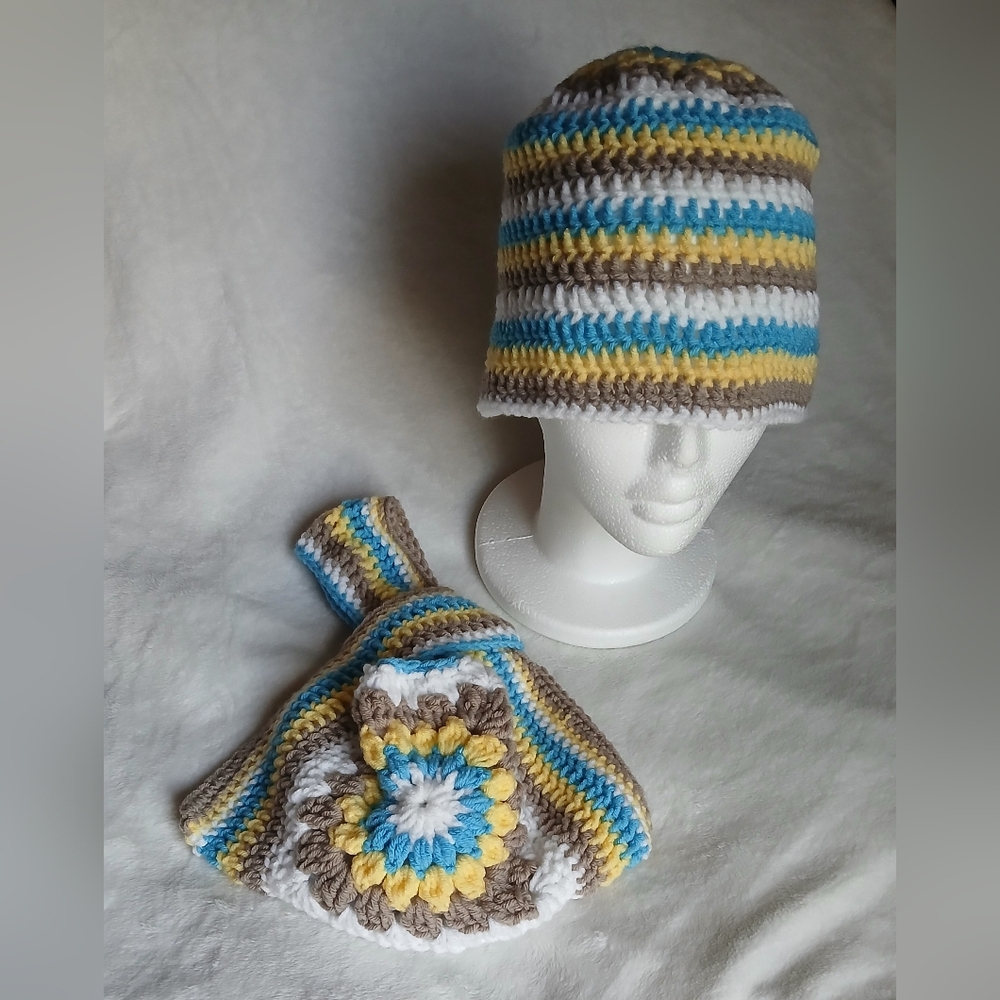 Starburst Beanie w/ Matching Wrist Tote